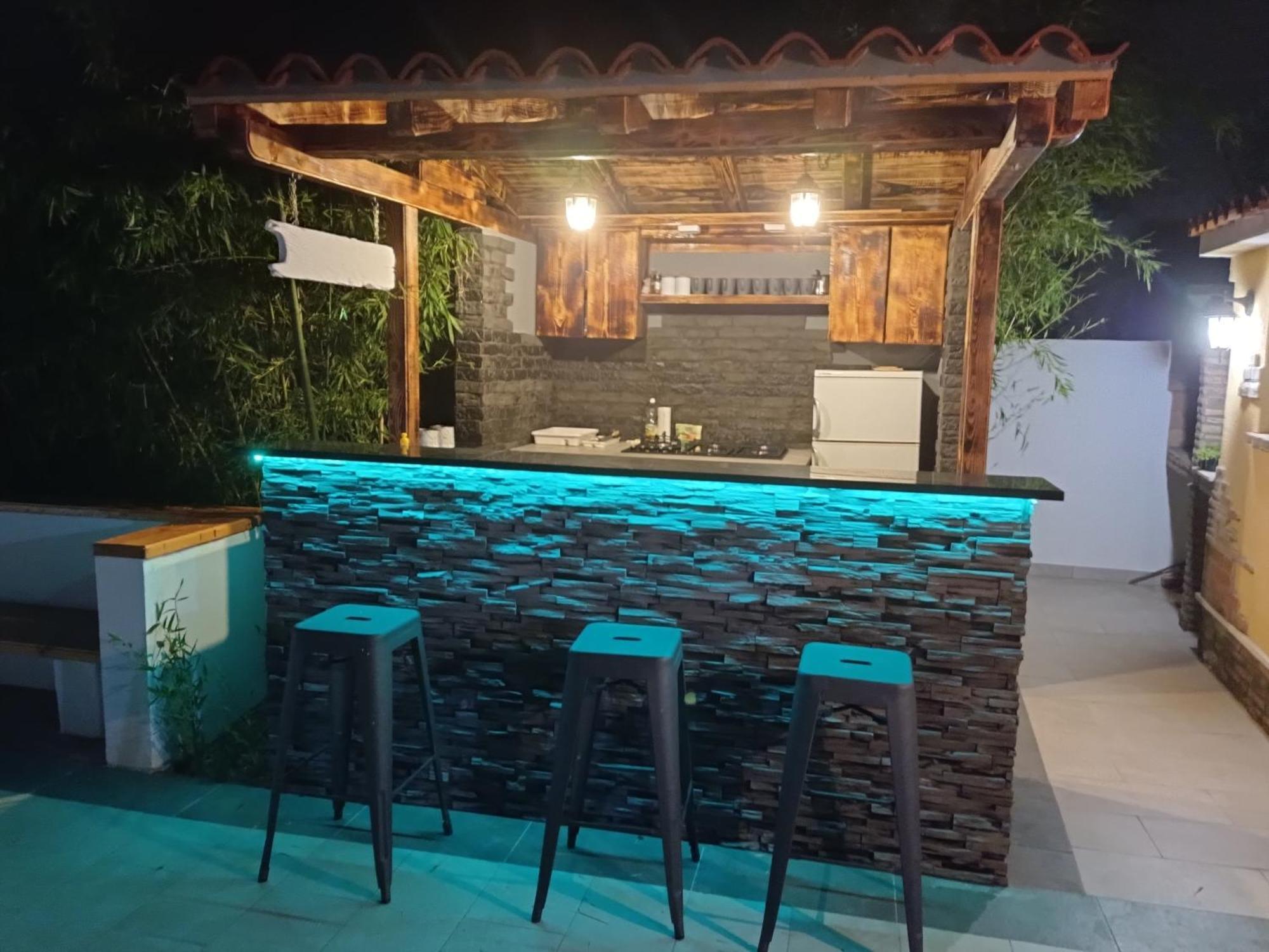 Holiday Home Carla And Dajana Veliki Vareški Exterior foto